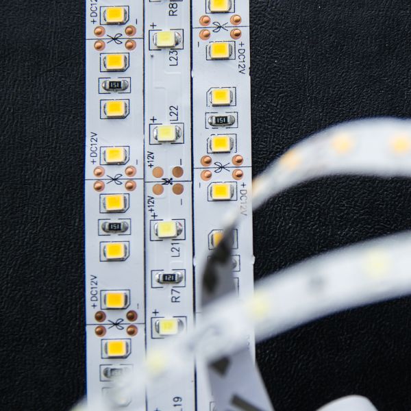 Câble de connexion pour ruban LED CCT 12-24V - Rouleau de 6 ou 50